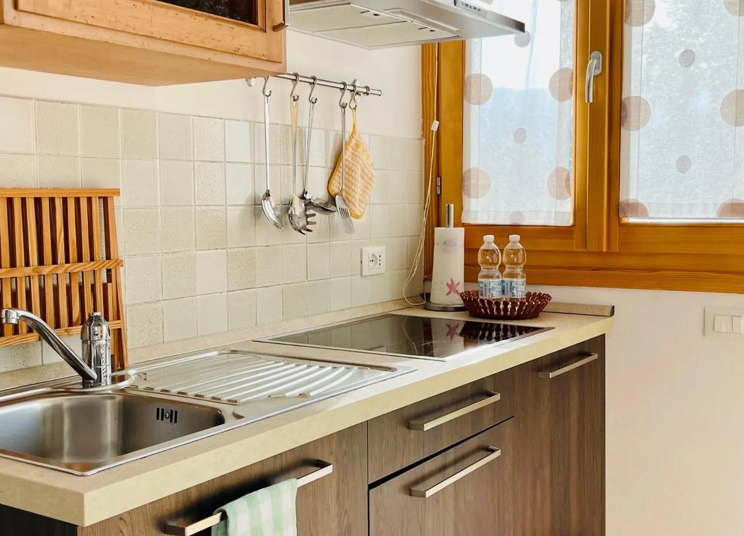 Agriturismo La Selvaggia مانديلو ديل لاريو 0*,  إيطاليا