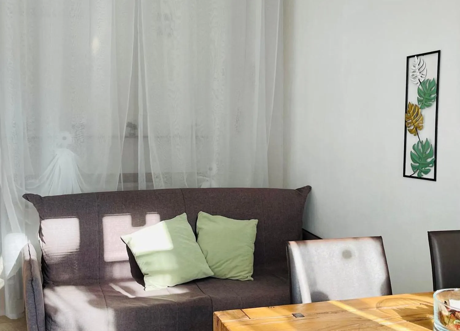 Agriturismo La Selvaggia مانديلو ديل لاريو مزرعة للإقامة